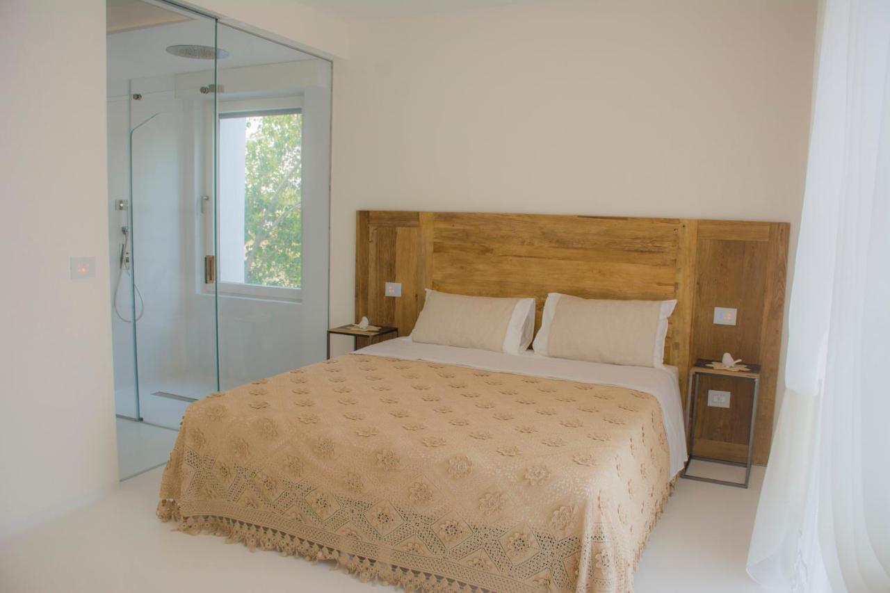 Valentino Luxury Room Porto Cesareo Exterior photo